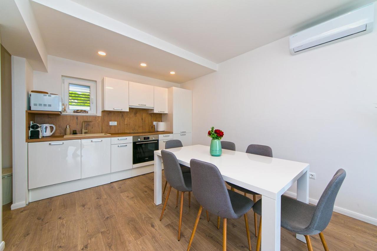 Apartman Macan Brela Extérieur photo